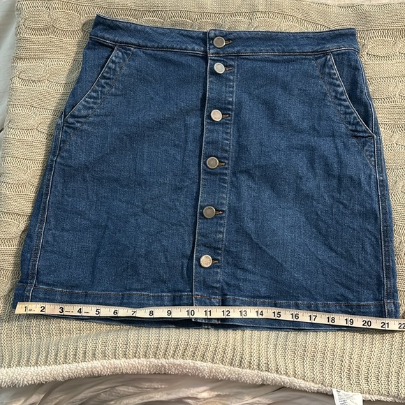 Loft denim mini skirt - Picture 7 of 8